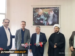 تجلیل از اساتید و همکاران آموزشی به مناسبت روز معلم و استاد 5