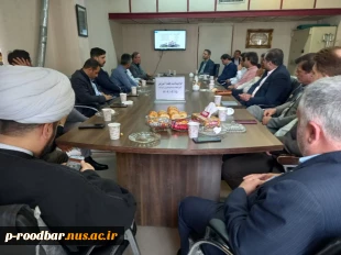 تجلیل از اساتید و همکاران آموزشی به مناسبت روز معلم و استاد 9