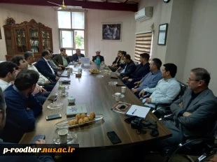 تجلیل از اساتید و همکاران آموزشی به مناسبت روز معلم و استاد 10