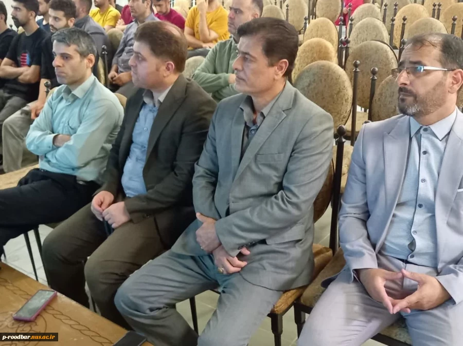 جلسه توجیهی دانشجویان جدیدالورود و تقدیر از اساتید برتر 7